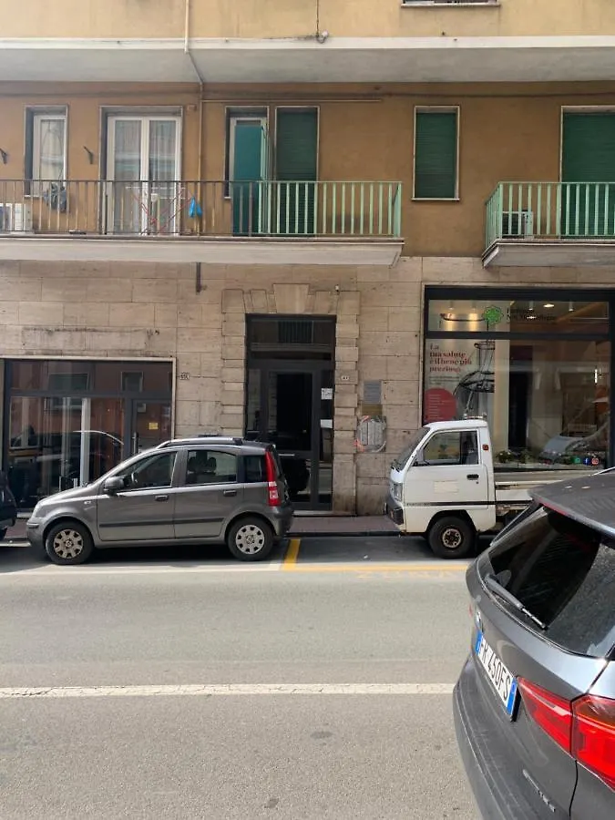 Rapallo Minimal House Apartment